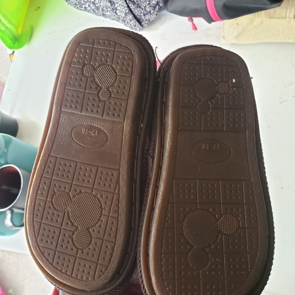 Real tree girls slippers size 10 - Picture 2 of 2